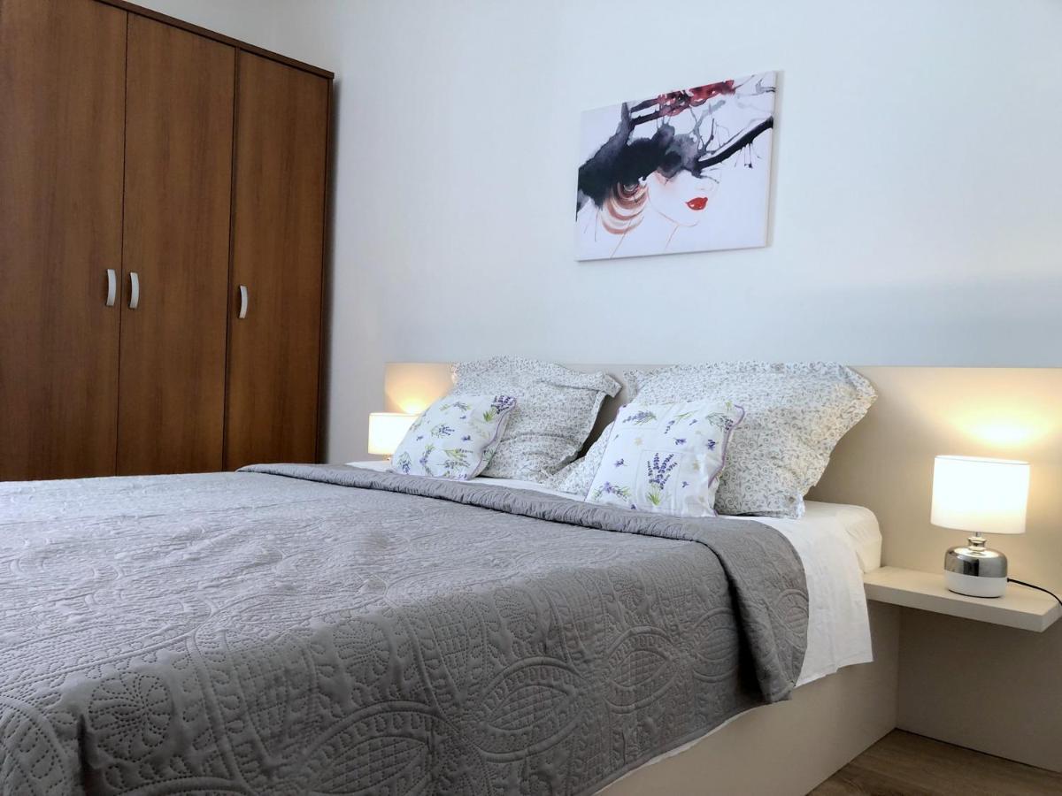 Villy City Apartment Palit Екстериор снимка