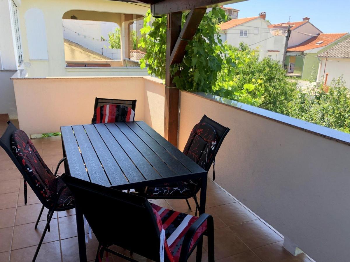 Villy City Apartment Palit Екстериор снимка