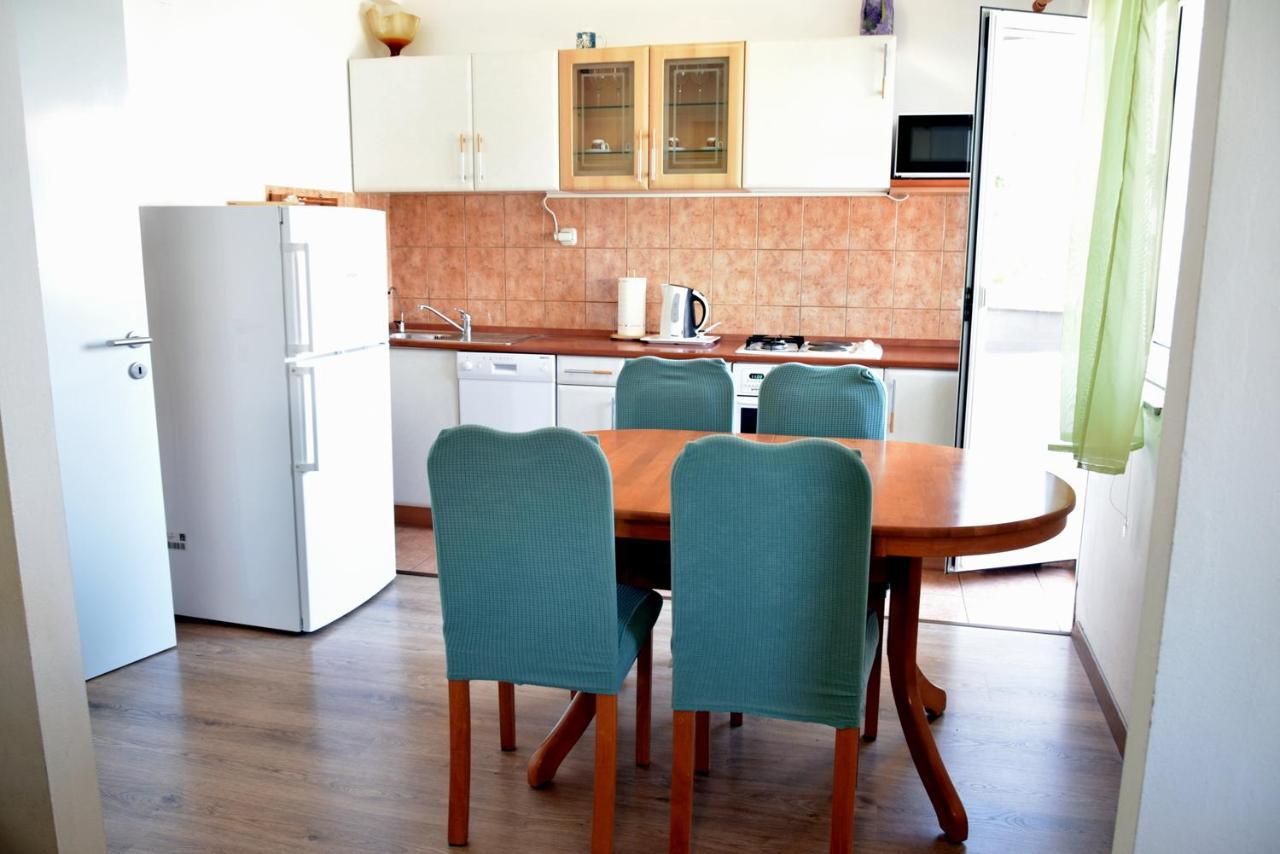 Villy City Apartment Palit Екстериор снимка