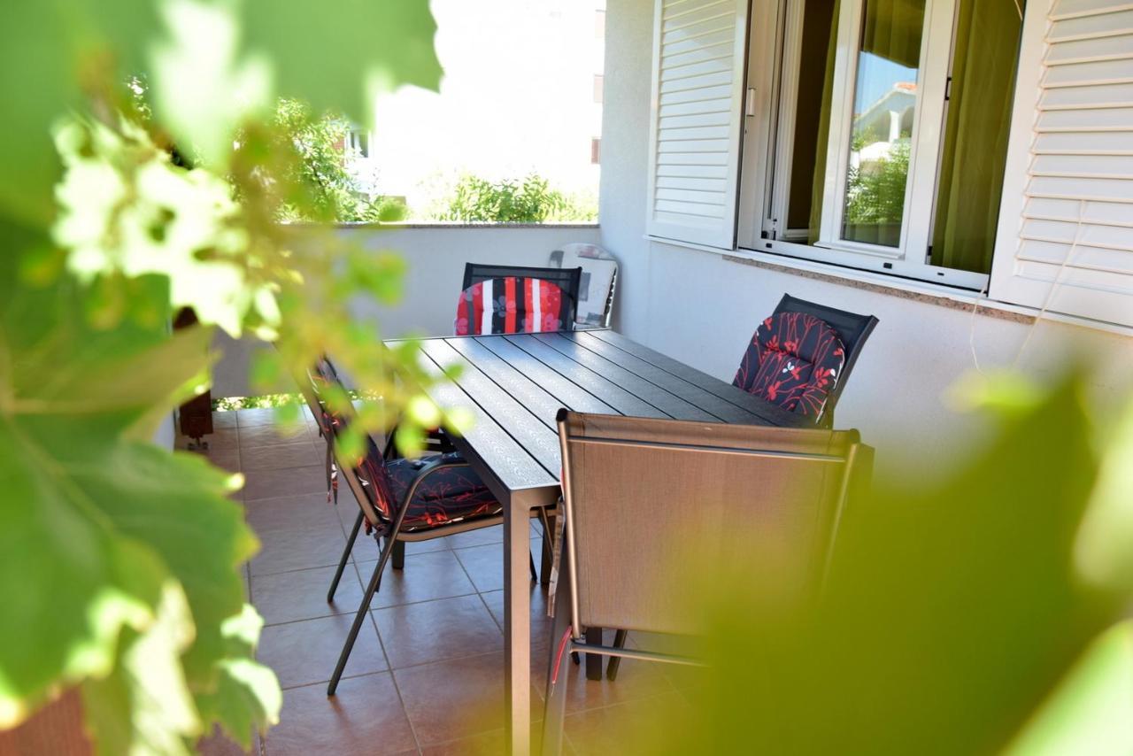 Villy City Apartment Palit Екстериор снимка