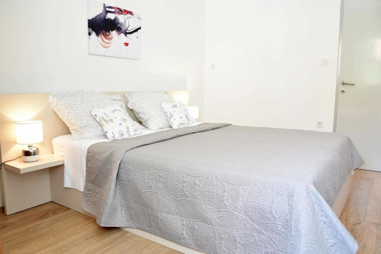 Villy City Apartment Palit Екстериор снимка