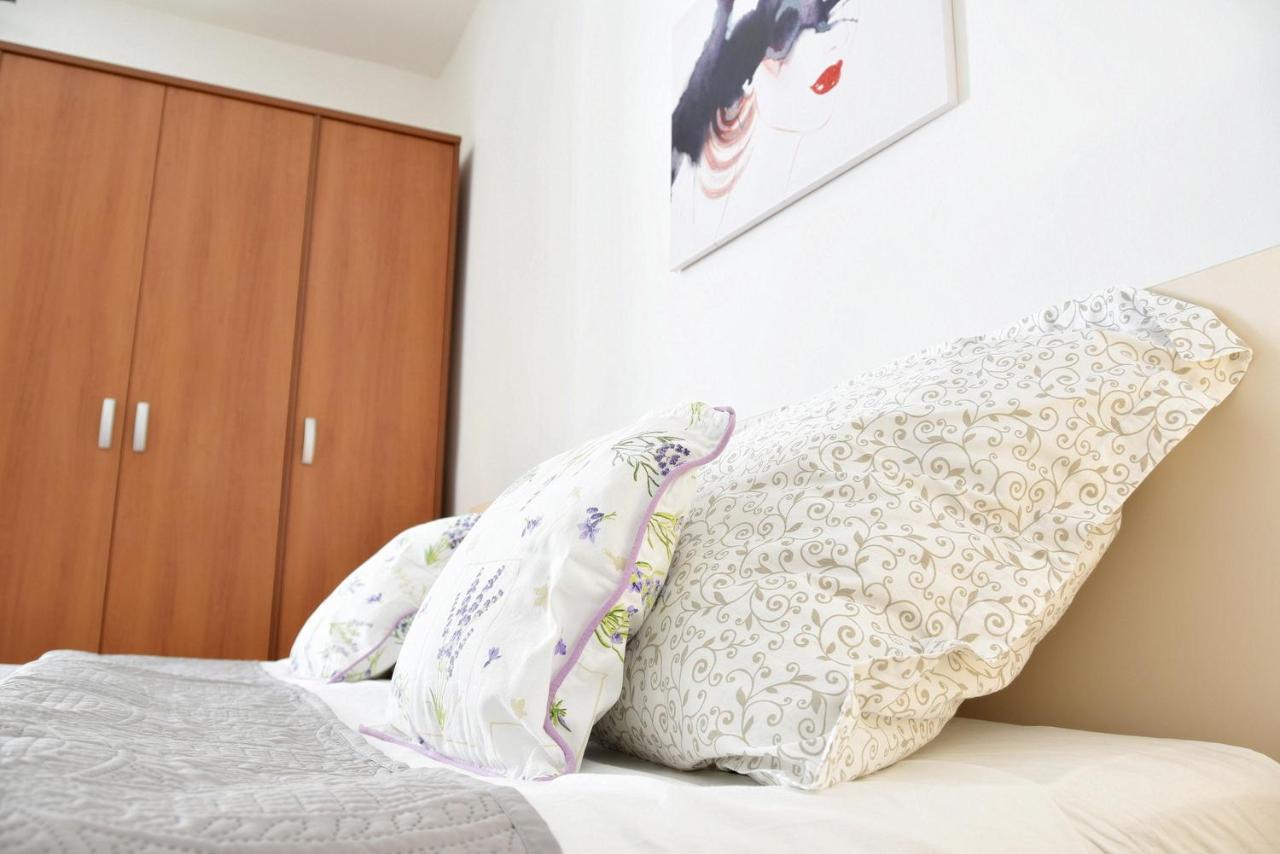 Villy City Apartment Palit Екстериор снимка