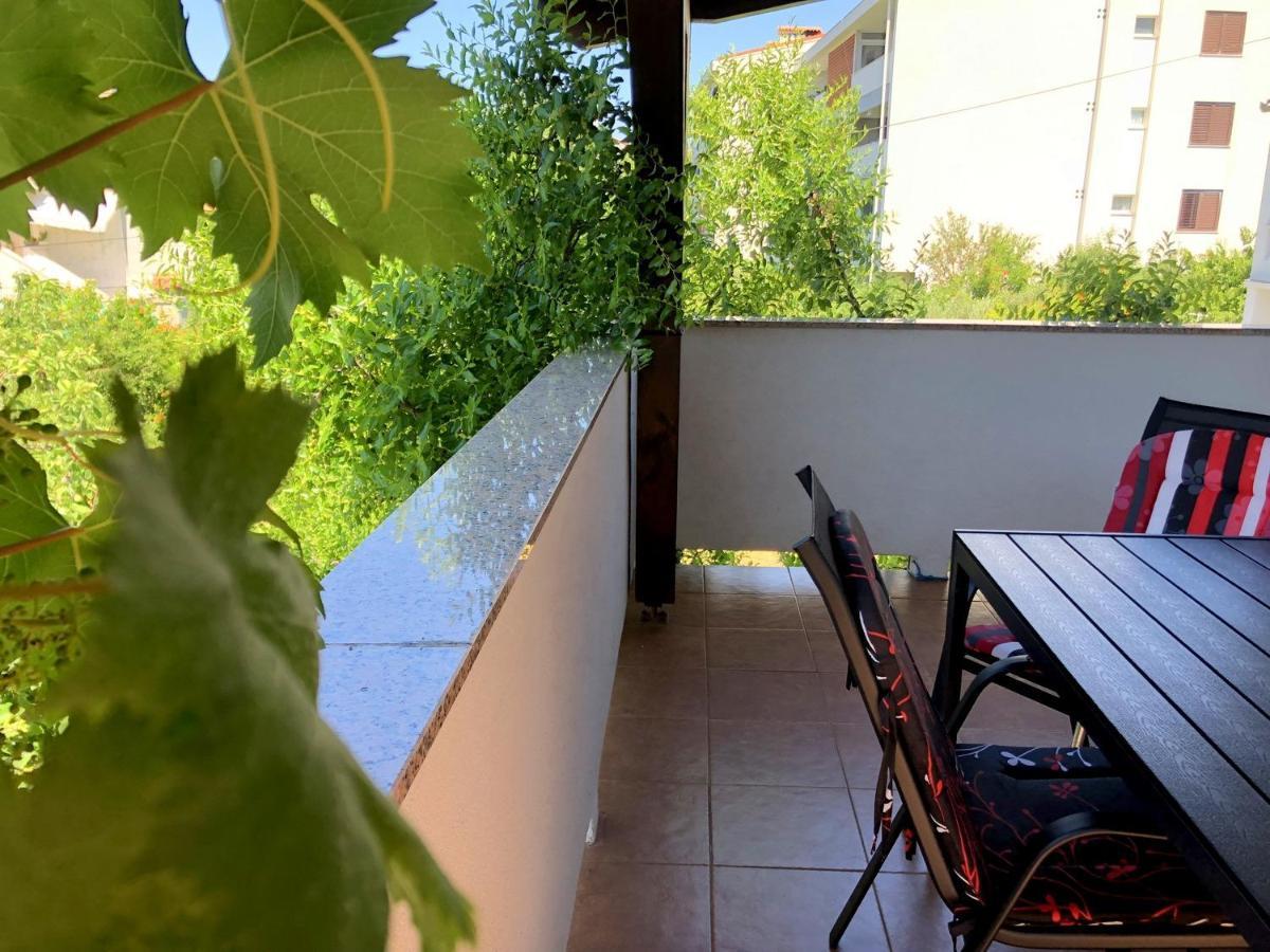 Villy City Apartment Palit Екстериор снимка